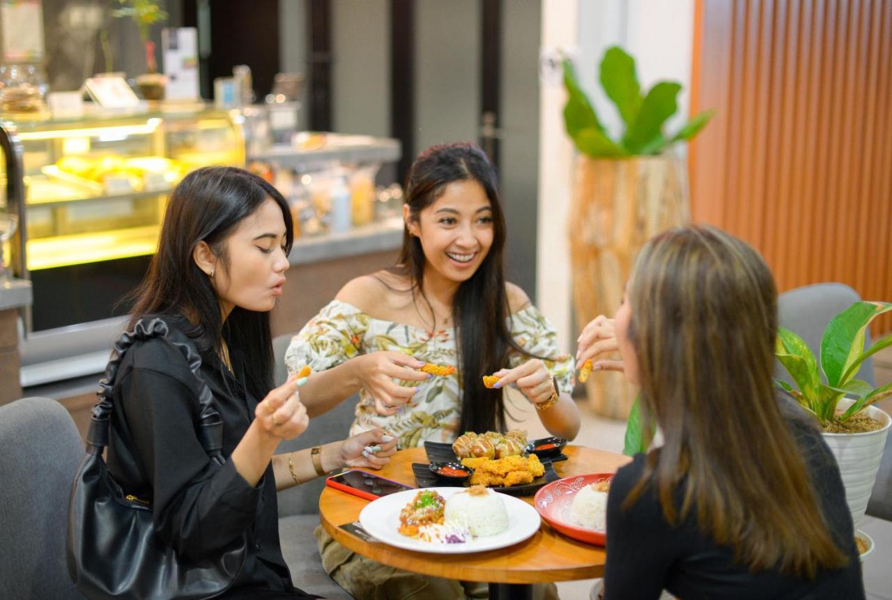 Petik Merah Homestay Pakualaman エクステリア 写真