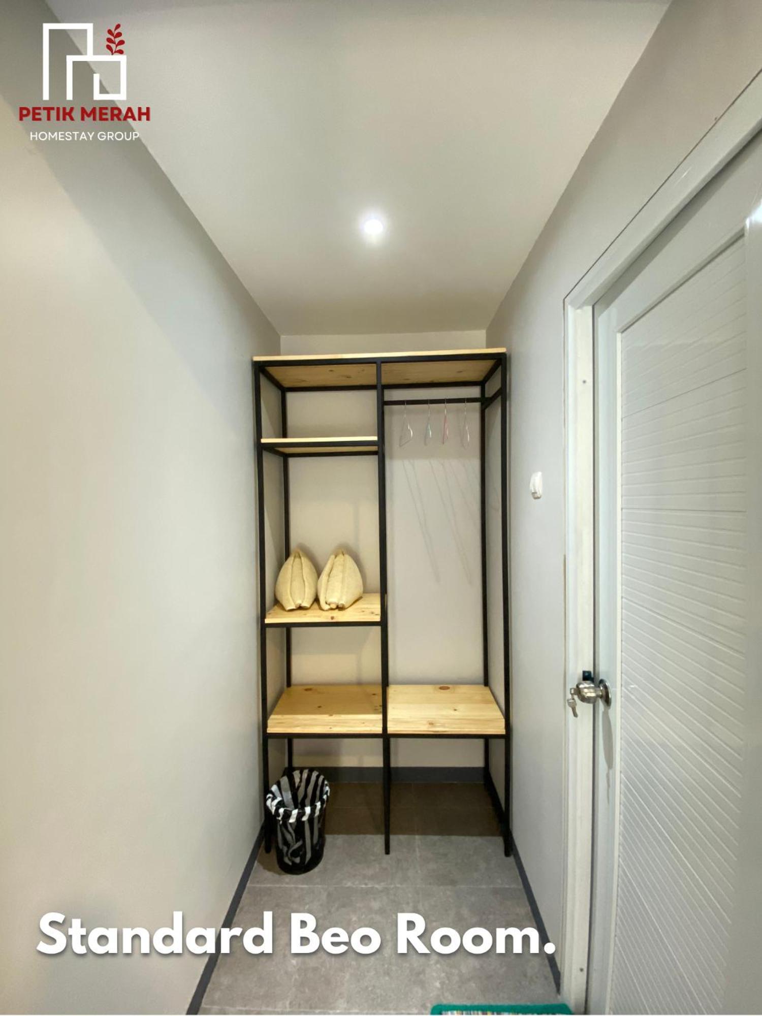 Petik Merah Homestay Pakualaman エクステリア 写真