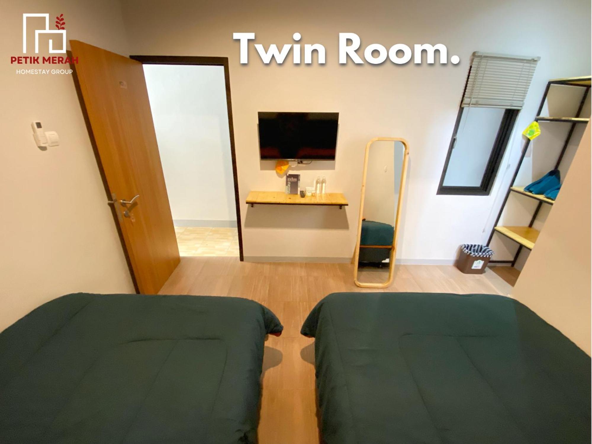 Petik Merah Homestay Pakualaman エクステリア 写真